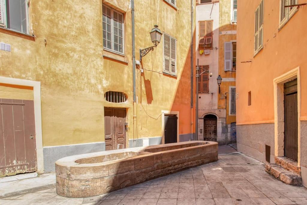 L16 Suite Malonat Vieux Nice 1 Min Mer/ 2 Chbres & Ac Exterior photo
